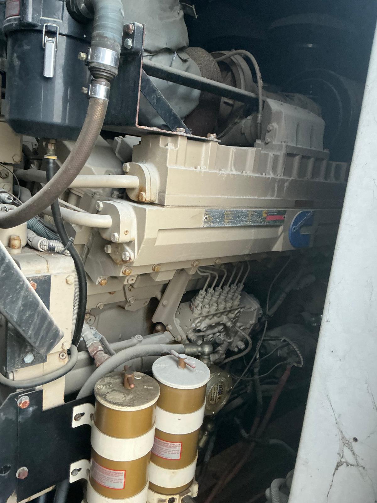 CUMMINS QST30G3 GEN SET - 4
